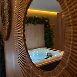 La Jacuzz'home *